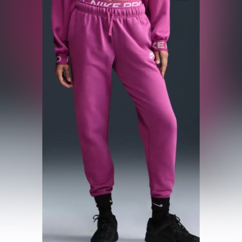 Hot Fuchsia Nike joggers, never worn